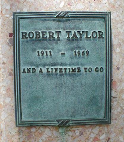 Robert Taylor dies
