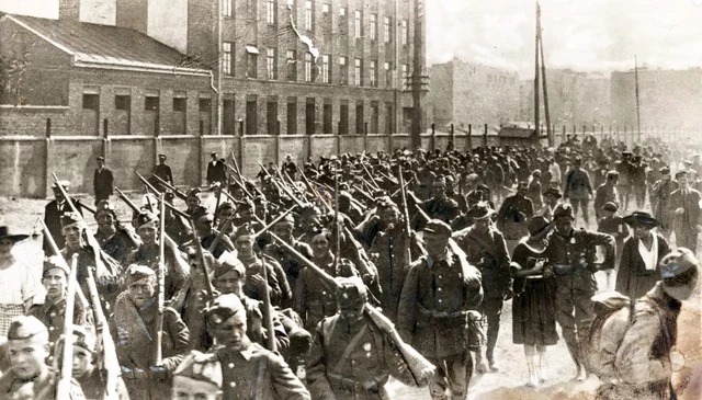 The Soviets attempt to take Warsaw