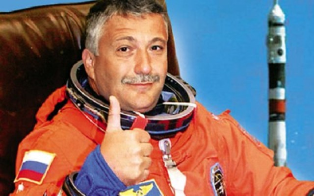 Ο ΠΡΩΤΟΣ ΕΛΛΗΝΑΣ ΣΤΟ ΔΙΑΣΤΗΜΑ