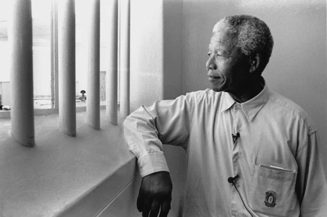 Nelson Mandela released from prison