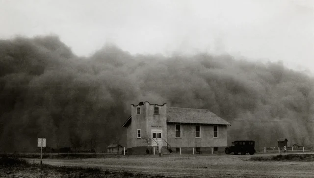 The Dust Bowl Aggravates the Depression