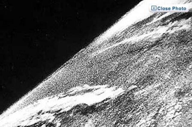 first colour photos from space