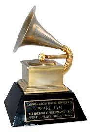 Hakkati jagama Grammy auhindu