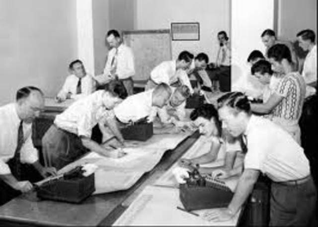 Labor Force Male/Female is 5/2 (3)