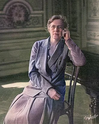 🍼 Nace Juliette Nadia Boulanger en París, Francia