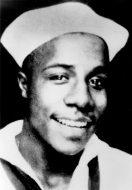 🍼 Nace Alexander Murray Palmer "Alex" Haley en Ithaca, EEUU
