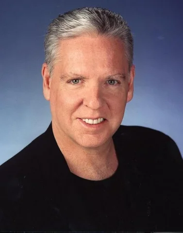 🍼 Nace Louis J. Horvitz en Los Ángeles, EEUU