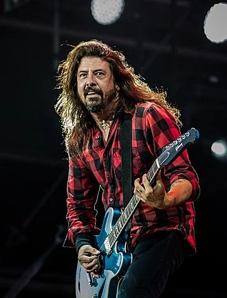 🍼 Nace David Eric "Dave" Grohl en Warren, EEUU