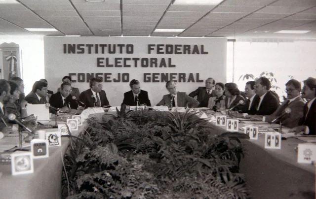 De la simplificación a la modernización de la Administración Pública