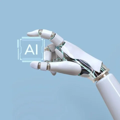 Desarrollo de tecnologías semánticas para mejorar la comprensión del contenido web por parte de las máquinas.