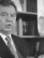 Renuncia de Muñoz Ledo 1977
