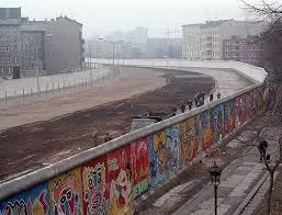 Berlin Wall Goes Up