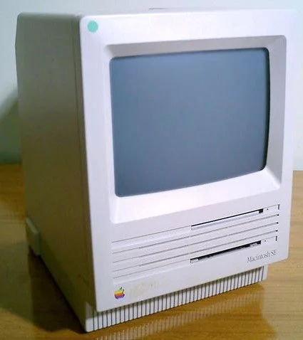 Macintosh SE