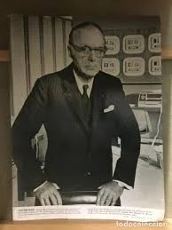 Dimisión Casares Quiroga.