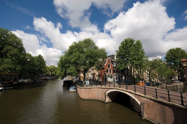 Anne Returns to Amsterdam