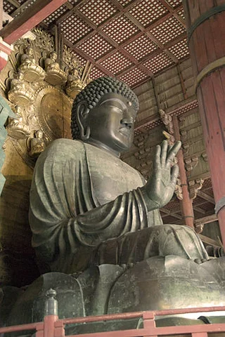 Finalización del Daibutsu de Tōdai-ji