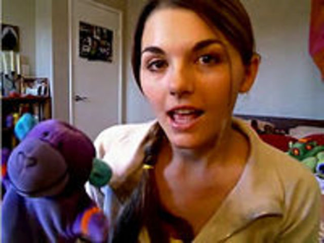 LonelyGirl15 Vlog comes to Youtube