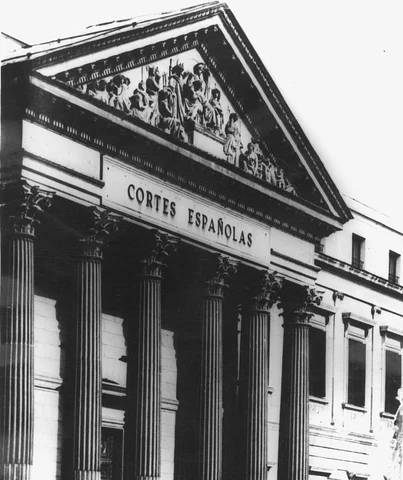 Ley Constitutiva de las Cortes