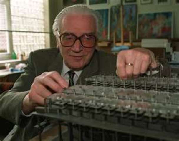 Konrad Zuse builds the first electromechanical computer.