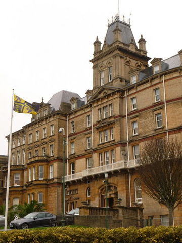 The council examines further alternatives