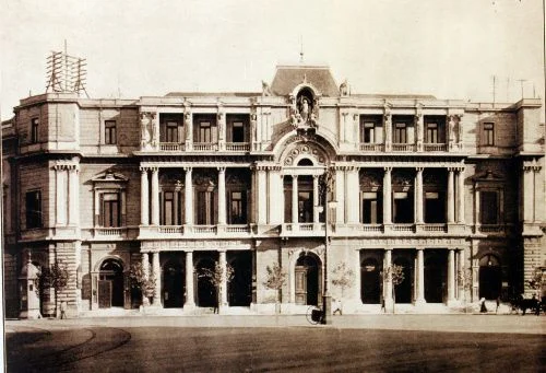 Creación de la Bolsa Mercantil.