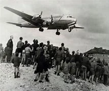 berlin blockade and airlift