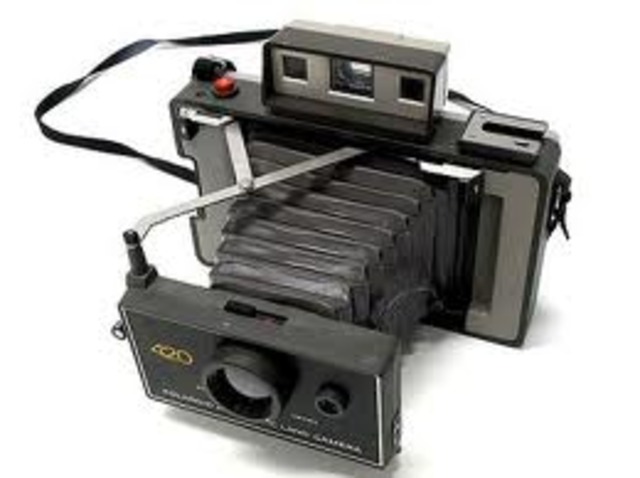 Cámara Polaroid (Edwin Land)