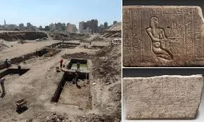 Egyptian Hieroglyphics (3200 BC - AD 400)