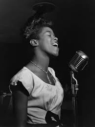 🍼 Nace Sarah Lois Vaughan en Newark, EEUU