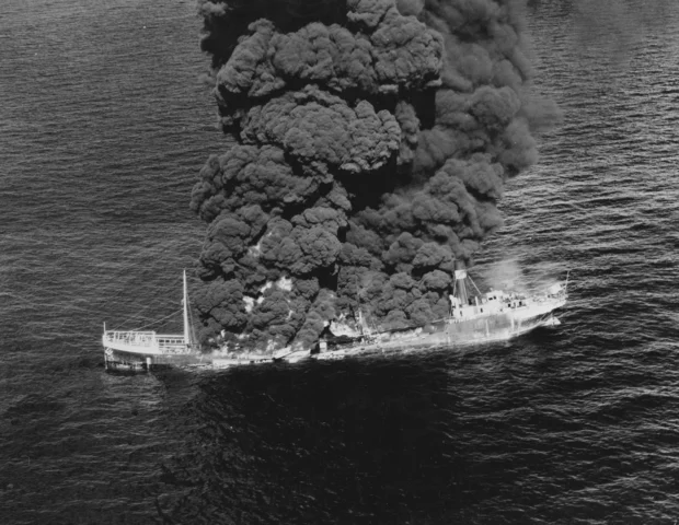 Hundimiento de barcos mexicanos