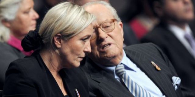 Marine le Pen succède à son père à la tête du Front National
