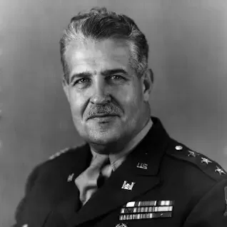 Leslie Groves leaves the Manhattan project