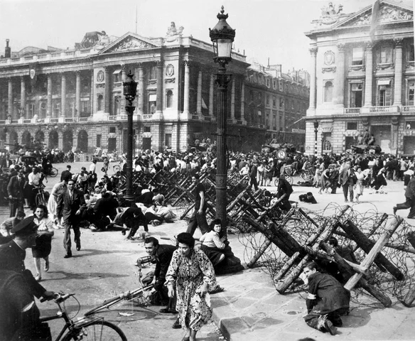Paris Surrenders the War - WORLD WAR II