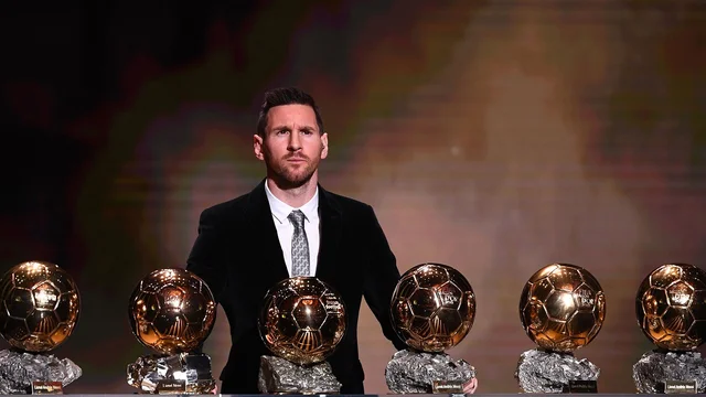 Messi break balon D'or record