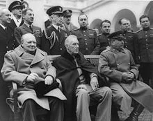 American-Soviet cooperation ends at the end of WW2 - 2/5
