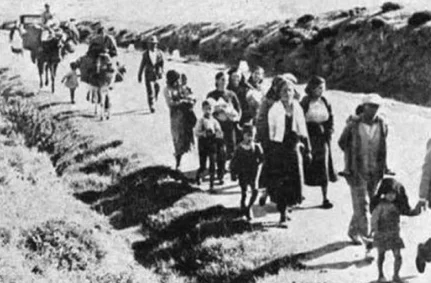 Caiguda de Màlaga en mans franquistes. Els republicans es retiren cap a Almeria.