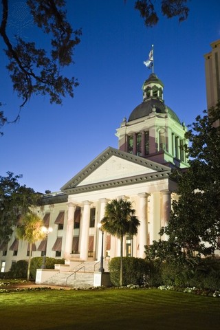 Tallahassee becomes the capital