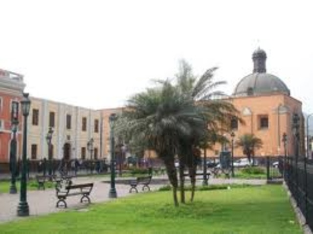 MainPlace mall (now Westfield MainPlace) was opened