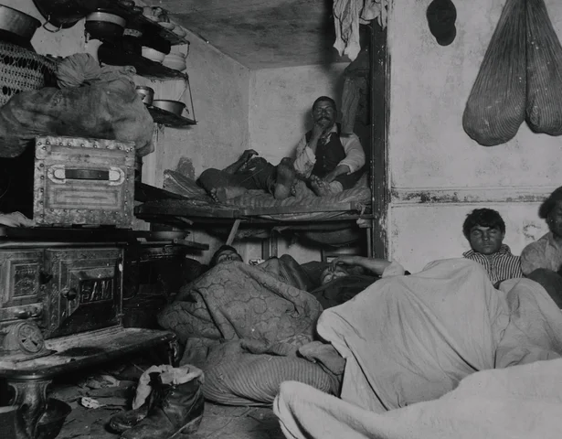 Growing Pains of Urbanization (1870 -1900)