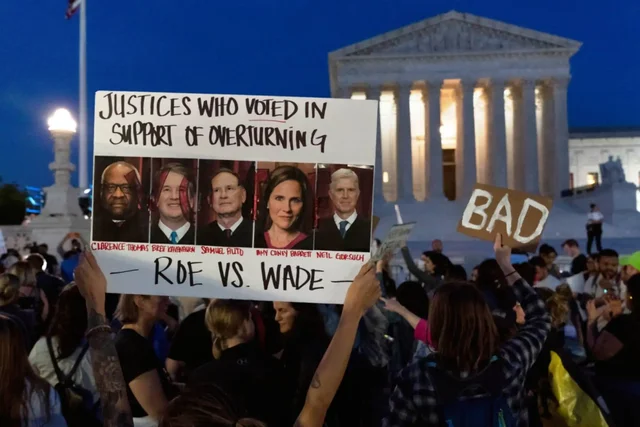 Roe v. Wade overturning