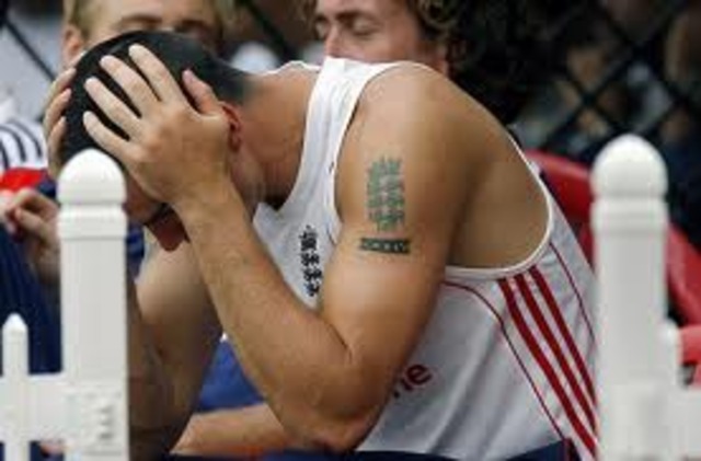 Moores and Pietersen resign