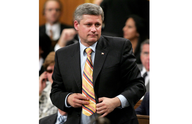 Canada votes to extend mission