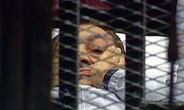 Egypt: Mubarak in court