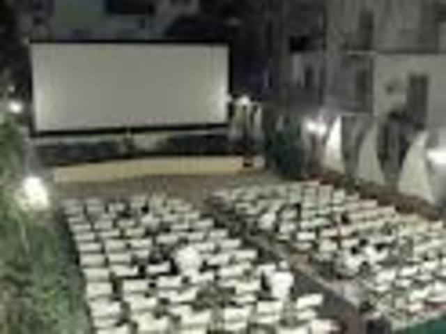 10.000  κινηματογραφοι στις Η.Π.Α