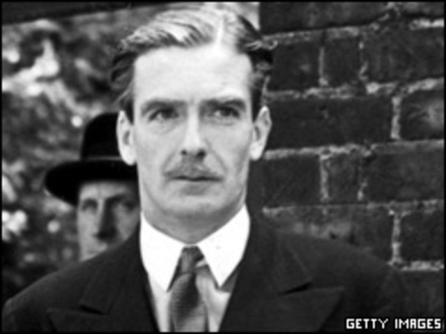 British Foreign Secretary Eden tells the British House of Commons of mass executions of Jews by Nazis; U.S. declares those crimes will be avenged.