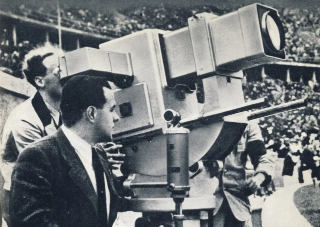 Primer evento deportivo transmitido por televisión.