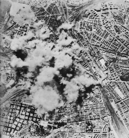 Allies bomb Rome