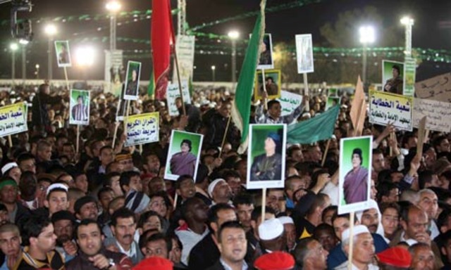 Libyan protesters clash with police in Benghazi