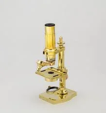 Microscopio de Nachet