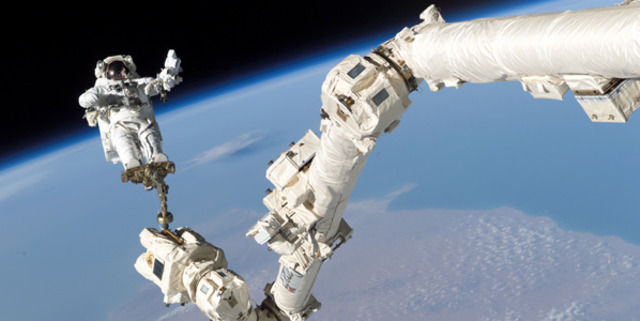 Canadarm 2